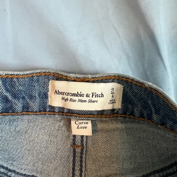 Curve Love High Rise Mom Short - Picture 2 of 3